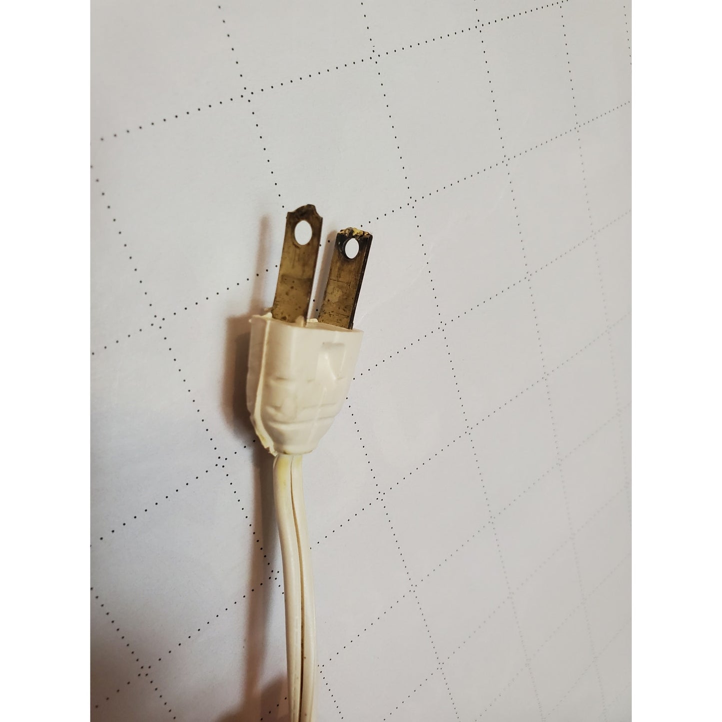 Mid-Century MILF! This Lamp is Smokin' Hot (and Wired) π